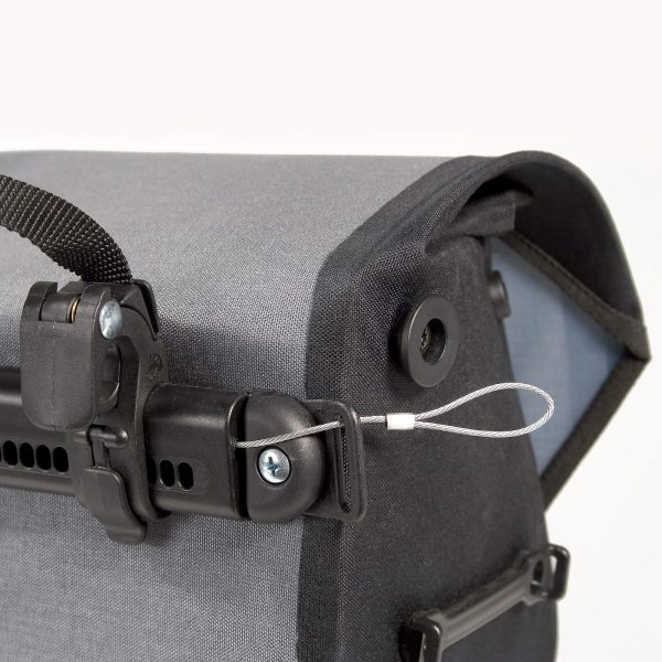 Cable de acero con lazo, para cerrar y asegurar maletas marca orlieb modelo ANTI-THEFT DEVICE QL2-2